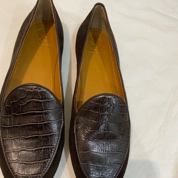 Tory Burch women’s loafer - Picture 4 of 12